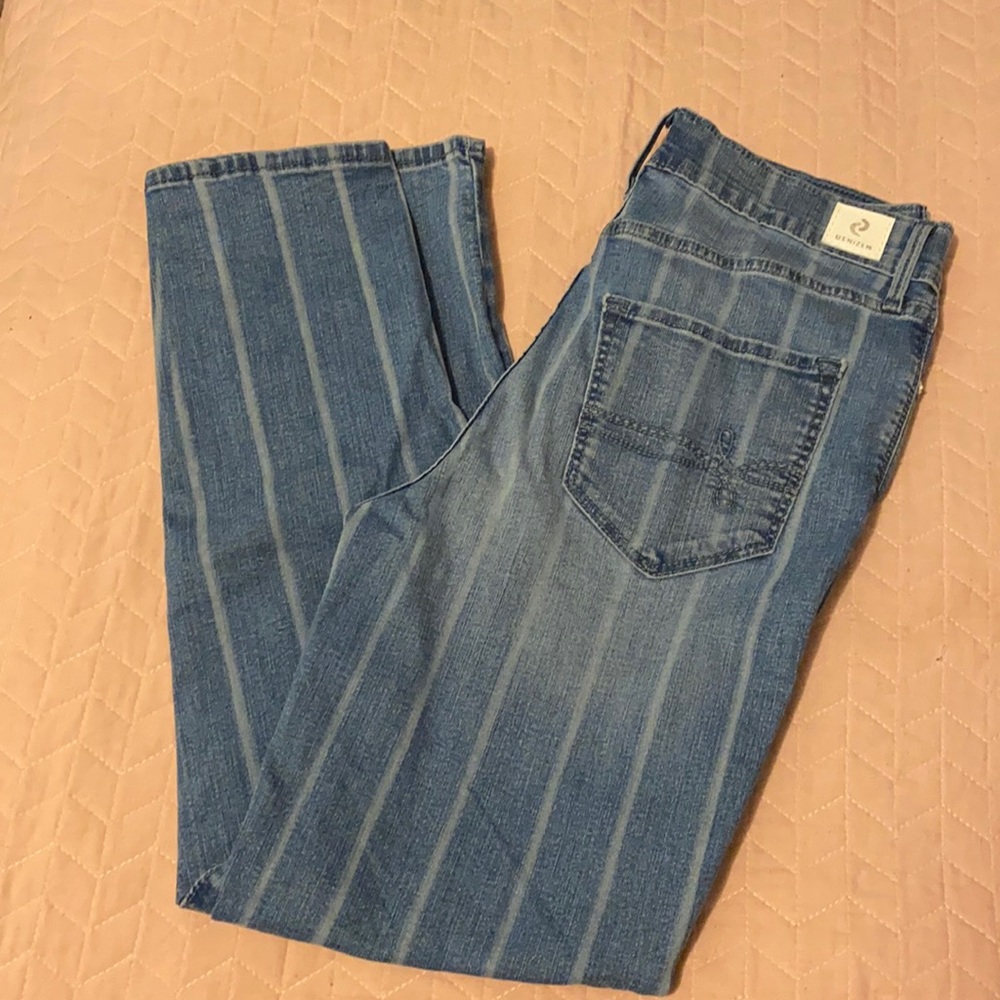 Levi’s Mom Jeans (striped) 😇